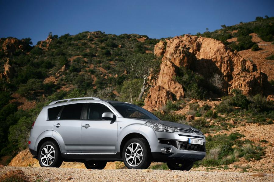  Citroen C-Crosser 2008 года  (фото 132 из 144)